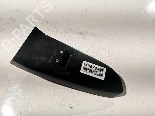switch-kia-ceed-hatchback-ed-2006-2007-2008-2009-2010-2011-2012-32567426 main image