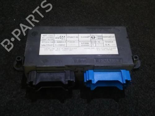 Used Electronic module Electronic module RENAULT SAFRANE II (B54_) 2.0 16V (B54L) (136 hp) 33485928 33485928