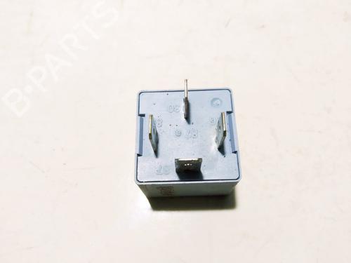 Electronic sensor AUDI TT Roadster (8J9) 2.0 TFSI | BP33108248M84 - Image 2