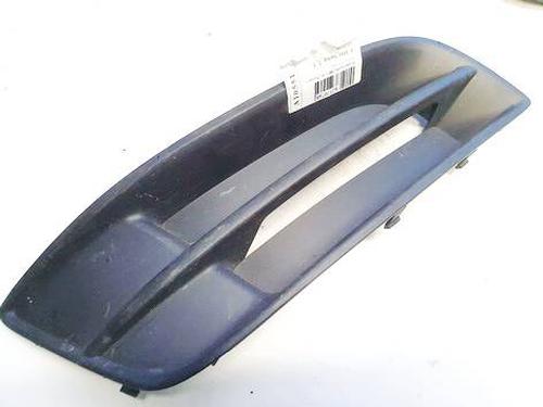 Grill Grill TOYOTA COROLLA Saloon (_E12_) 1.4 VVT-i (ZZE120_, ZZE120R) (97 hp) 34932615 34932615