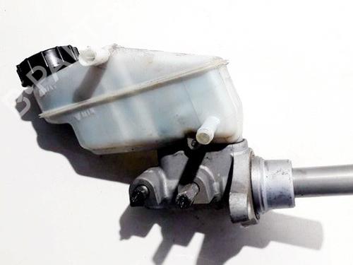 Used Brake master cylinder Brake master cylinder TOYOTA YARIS (_P9_) 1.4 D-4D (NLP90_, NLP90R) (90 hp) 35852802 35852802