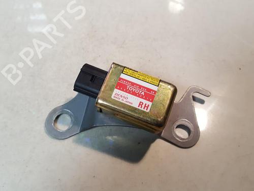 electronic-module-toyota-rav-4-ii-_a2_-2000-2001-2002-2003-2004-2005-33515084 main image