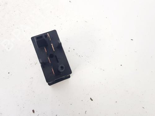 Switch AUDI 100 C4 Avant (4A5) 2.5 TDI | BP35512596I30 - Image 3