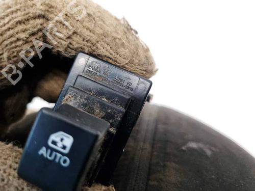 Switch KIA CEE'D Hatchback (ED) 1.6 CRDi 115 | BP32581037I30