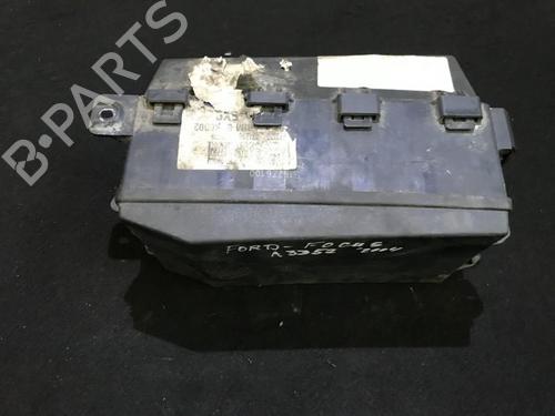 Used Fuse box Fuse box FORD FOCUS I (DAW, DBW) 1.8 Turbo DI / TDDi (90 hp) 33486556 33486556