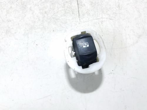 switch-mazda-premacy-cp-1999-2000-2001-2002-2003-2004-2005-33522229 main image