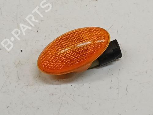 Used Right side indicator Right side indicator 39062529 39062529