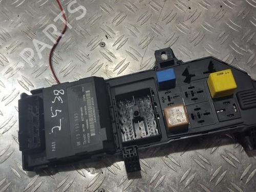 fuse-box-opel-vectra-c-z02-2002-2003-2004-2005-2006-2007-2008-2009-33482695 main image