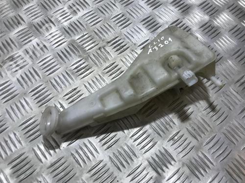 Used Brake fluid reservoir Brake fluid reservoir 35679469 35679469