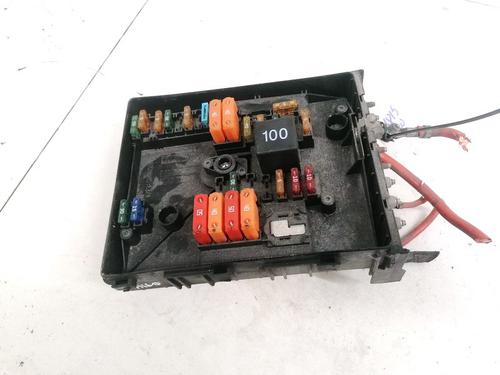 Used Fuse box Fuse box VW TOURAN (1T1, 1T2) 1.9 TDI (105 hp) 33087231 33087231