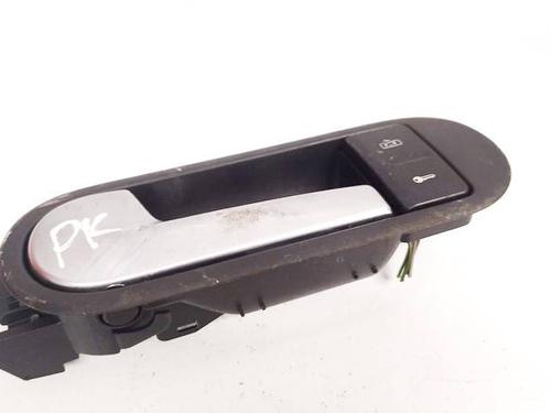 Used Front left interior door handle Front left interior door handle VW GOLF PLUS V (5M1, 521) 1.9 TDI (105 hp) 34766567 34766567