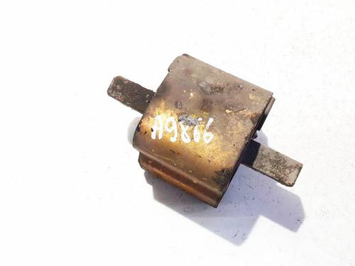 Used Engine mount Engine mount MERCEDES-BENZ C-CLASS (W203) C 180 (203.035) (129 hp) 34272759 34272759