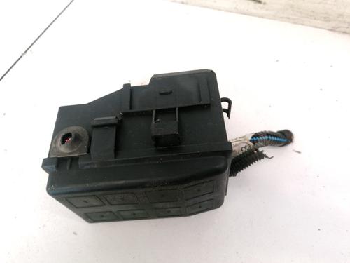 Used Fuse box Fuse box OPEL ZAFIRA A MPV (T98) 2.2 DTI 16V (F75) (125 hp) 32910057 32910057