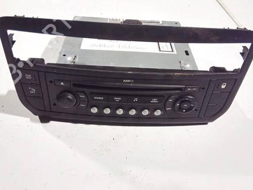 Used Radio Radio CITROËN C5 III (RD_) 2.0 HDi (RDRHD8, RDRHDJ, RDRHR8, RDRHRJ) (136 hp) 35020262 35020262