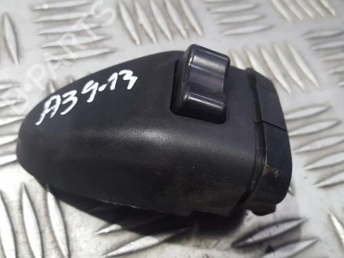 Used Steering wheel controls Steering wheel controls 35706603 35706603