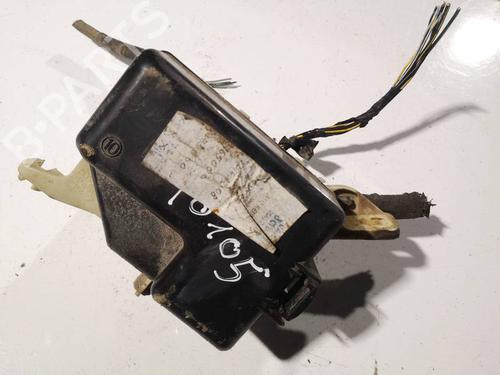 Used Fuse box Fuse box TOYOTA YARIS (_P1_) 1.4 D-4D (NLP10_, NLP10R) (75 hp) 32579910 32579910