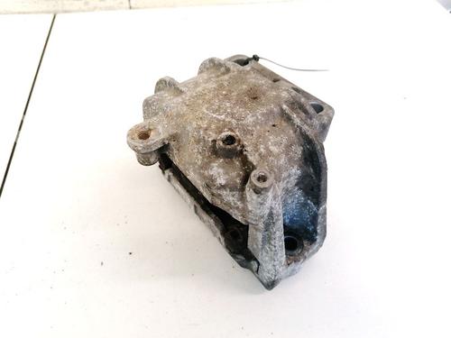 Used Engine mount Engine mount SKODA OCTAVIA II (1Z3) 1.9 TDI (105 hp) 32901985 32901985