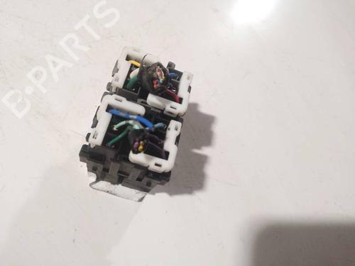 Fuse box HONDA FR-V (BE) 2.2 i CTDi (BE5) | BP32573003E1 