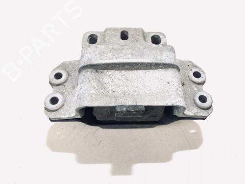 Used Engine mount Engine mount VW GOLF V (1K1) 1.6 (102 hp) 33073930 33073930