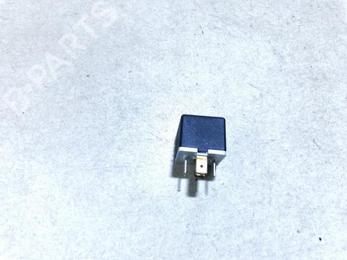 Used Electronic sensor Electronic sensor OPEL ASTRA G Hatchback (T98) 2.0 DI (F08, F48) (82 hp) 33070487 33070487