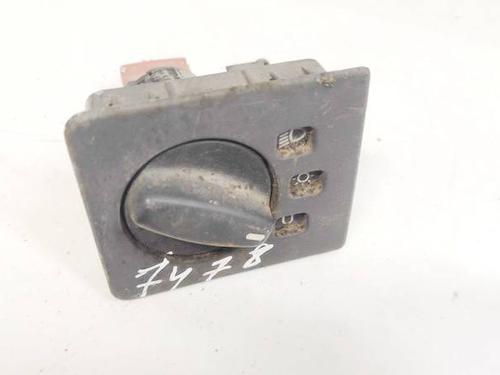 Used Switch Switch PEUGEOT BOXER Bus (230P) 2.5 TDI (107 hp) 35339428 35339428