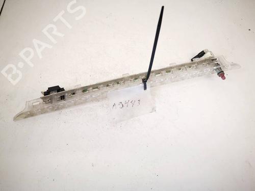 Used Third brake light Third brake light VW TOURAN (1T3) 2.0 TDI (110 hp) 35100766 35100766
