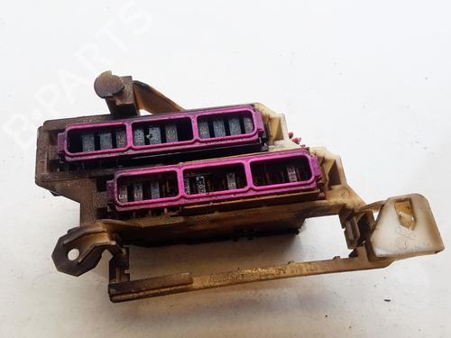 Used Fuse box Fuse box AUDI A8 D4 (4H2, 4H8, 4HC, 4HL) 4.2 TDI quattro (351 hp) 33062985 33062985