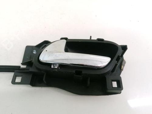 Used Front left interior door handle Front left interior door handle 35447977 35447977