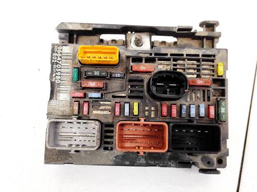 Used Fuse box Fuse box CITROËN C4 Picasso I MPV (UD_) 1.6 HDi (109 hp) 33483885 33483885
