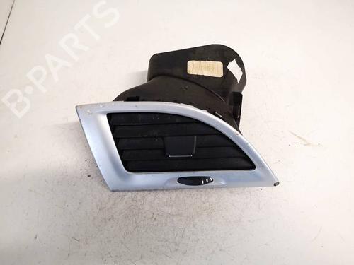 Used Air vent Air vent RENAULT MEGANE III Hatchback (BZ0/1_, B3_) 1.5 dCi (BZ09, BZ0D, BZ1W, BZ29, BZ14) (110 hp) 32595856 32595856