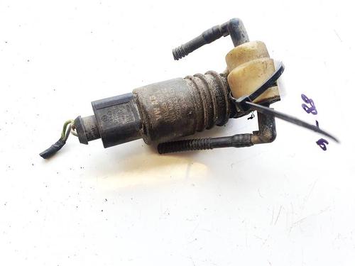 washer-pump-audi-q7-4lb-2006-2007-2008-2009-2010-2011-2012-2013-2014-2015-2016-35237477 main image