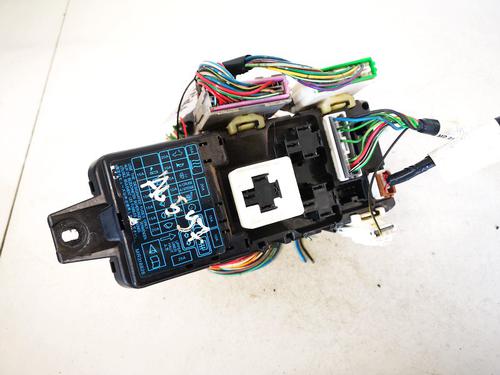 Used Fuse box Fuse box MITSUBISHI SPACE STAR MPV (DG_A) 1.9 DI-D (DG4A) (102 hp) 33077107 33077107