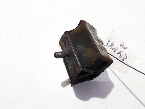 Used Engine mount Engine mount AUDI 80 B3 Saloon (893, 894, 8A2) 1.8 S (90 hp) 32940460 32940460