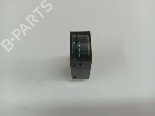 switch-subaru-forester-sh_-2007-36454202 main image