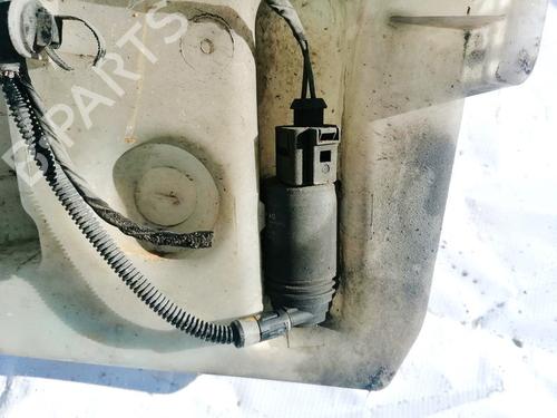 washer-pump-skoda-octavia-ii-1z3-2004-2005-2006-2007-2008-2009-2010-2011-2012-2013-35442573 main image
