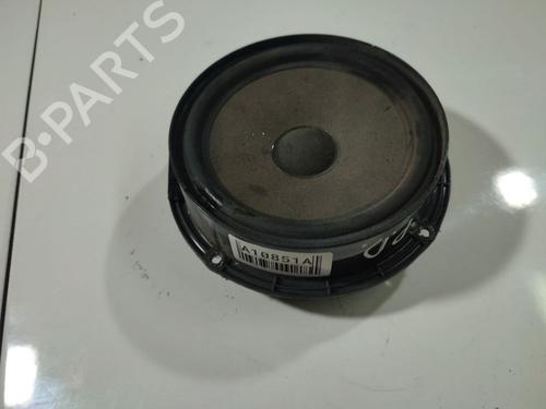 Used Speaker Speaker VW POLO IV (9N_, 9A_) 1.4 TDI (70 hp) 32548356 32548356