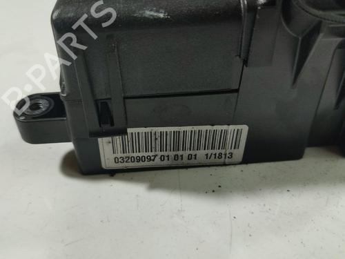 Fuse box VW PASSAT B6 (3C2) 2.0 TDI | BP33487644E1 - Image 4