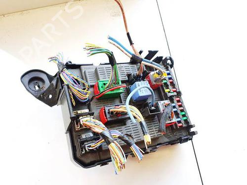 Fuse box CITROËN C8 (EA_, EB_) 2.2 HDi | BP32586684E1