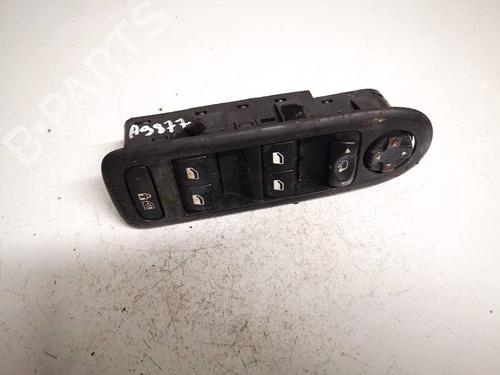 Used Switch Switch CITROËN C5 III (RD_) 2.2 HDi (RD4HTH) (170 hp) 32616029 32616029