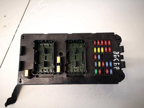 Used Fuse box Fuse box SUZUKI GRAND VITARA I (FT, HT) 2.7 (JA 627) (184 hp) 32951154 32951154