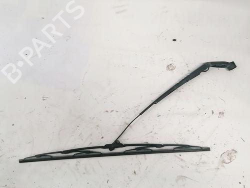 Used Front windshield wiper arm Front windshield wiper arm TOYOTA YARIS (_P9_) 1.3 4WD (NCP95) (87 hp) 33093427 33093427