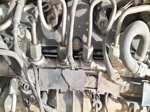 Used Injection rail Injection rail 39061359 39061359