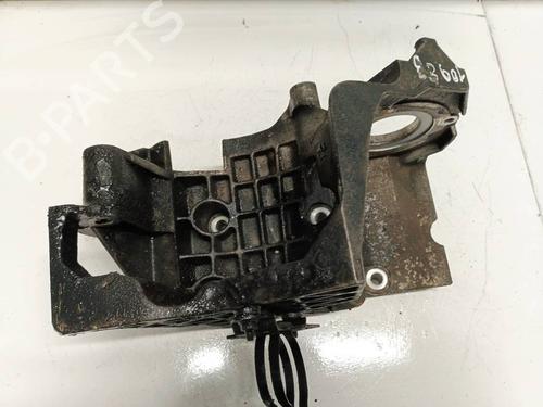 Støtte CHEVROLET CAPTIVA (C100, C140) 2.0 D 4WD (150 hp) 32538592