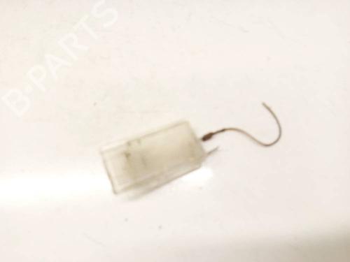 interior-roof-light-audi-a4-b5-8d2-1994-1995-1996-1997-1998-1999-2000-2001-34852999 main image