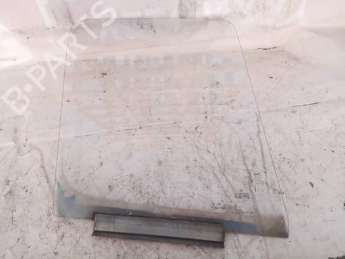 Used Front right door window Front right door window 35296996 35296996
