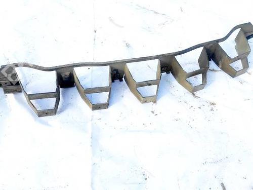 Used Rear bumper bracket Rear bumper bracket 35228256 35228256