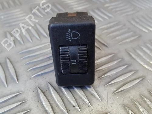 Interruttore Interruttore VW PASSAT B3/B4 Variant (3A5, 35I) 1.9 D (68 hp) 35677107 35677107