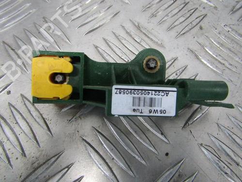 Used Electronic module Electronic module SAAB 9-3 (YS3F, E79, D79, D75) 1.9 TiD (150 hp) 33492780 33492780