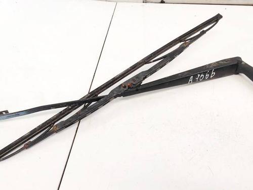 Used Front windshield wiper arm Front windshield wiper arm OPEL ZAFIRA A MPV (T98) 2.0 DTI 16V (F75) (101 hp) 32946078 32946078