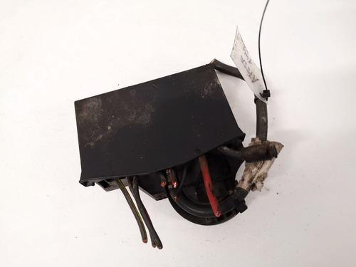 fuse-box-opel-zafira-a-mpv-t98-1999-2000-2001-2002-2003-2004-2005-2006-32889235 main image